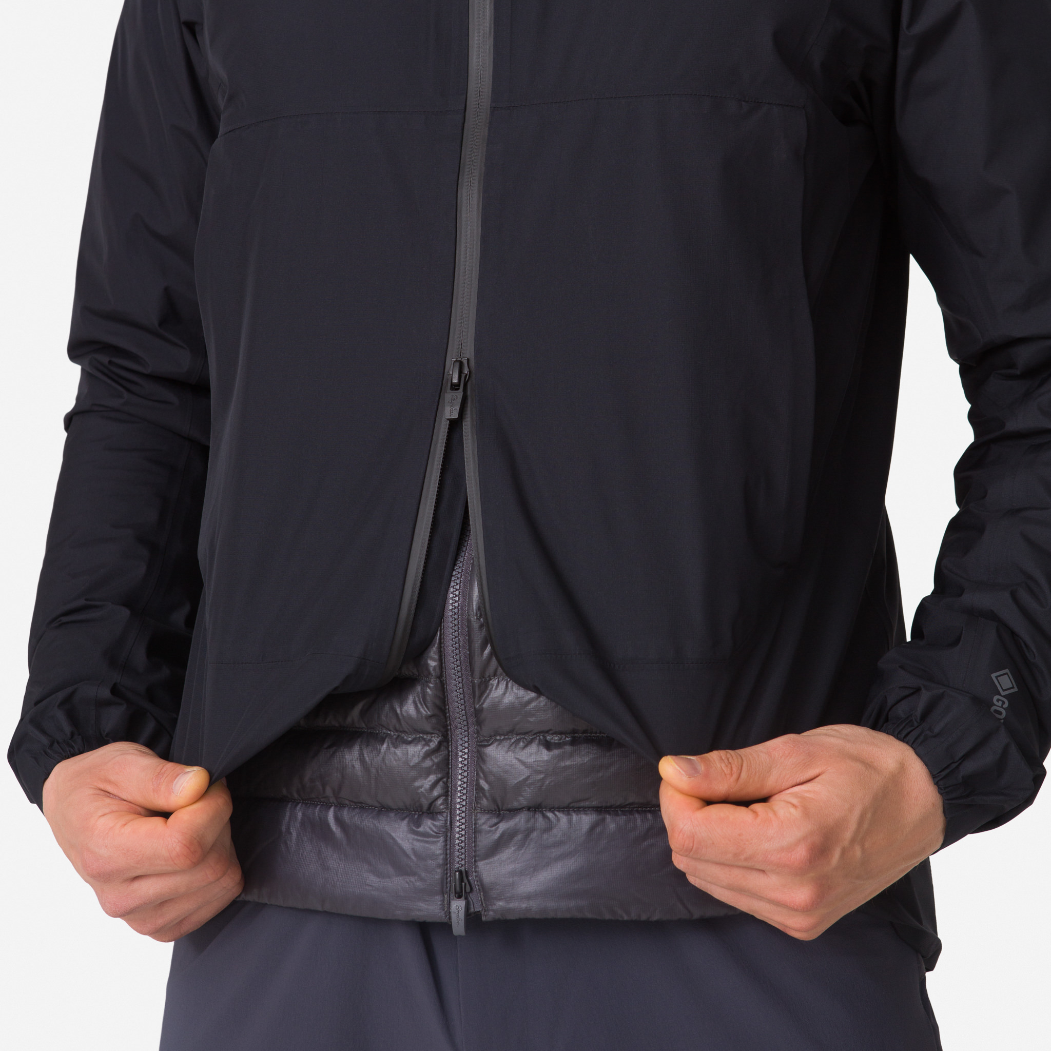 1186-Men-apos-s-Explore-Lightweight-Gore-Tex-Jacket-Black-Carbon-Grey-6.jpg Men's Explore Lightweight Gore-Tex Jacket Black/Carbon Grey