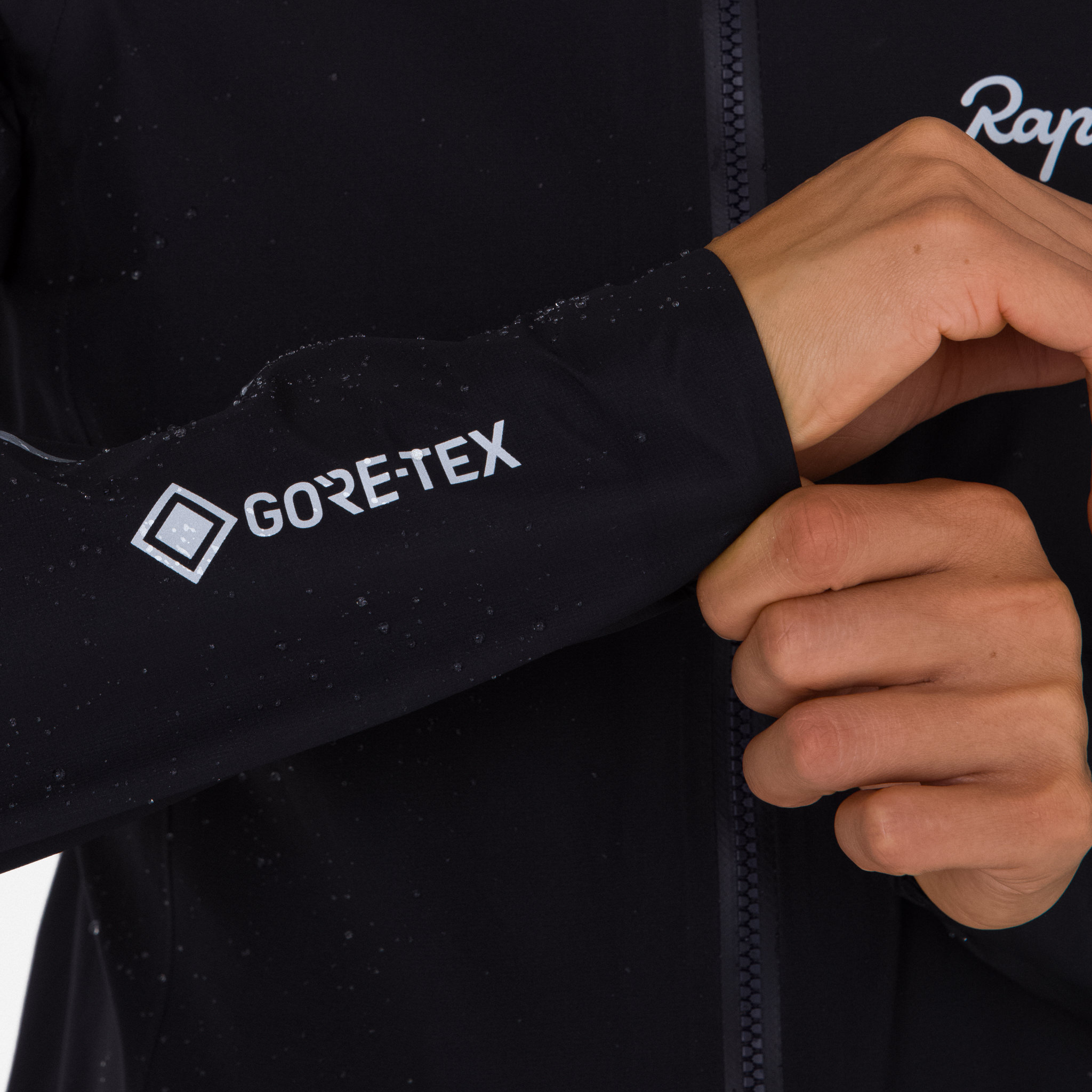 1858-Women-apos-s-Rapha-Gore-Tex-Rain-Jacket-Black-Silver-7.jpg Women's Rapha Gore-Tex Rain Jacket Black/Silver