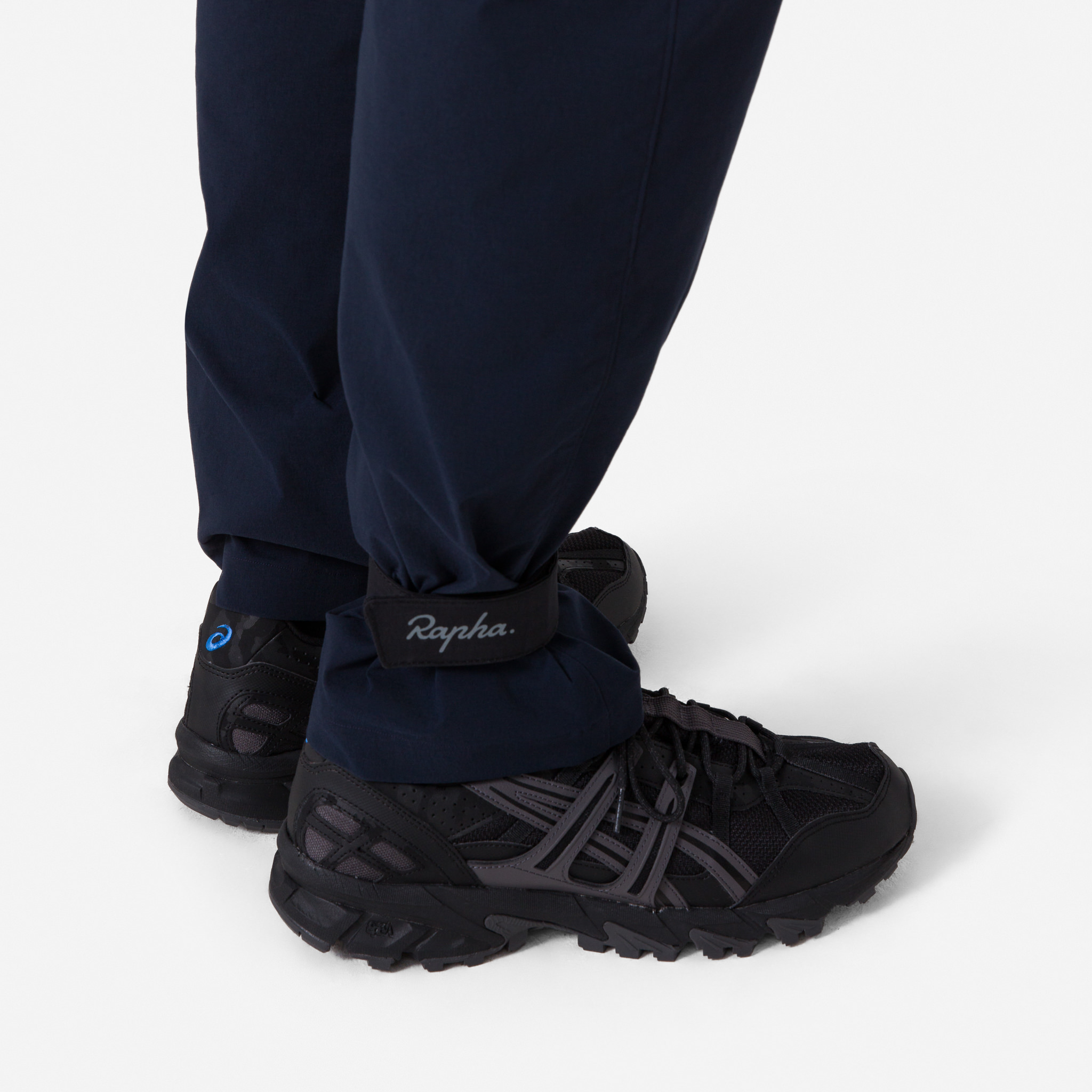 1920-Ankle-Strap-Black-Silver-Reflective-3.jpg Ankle Strap Black/Silver Reflective