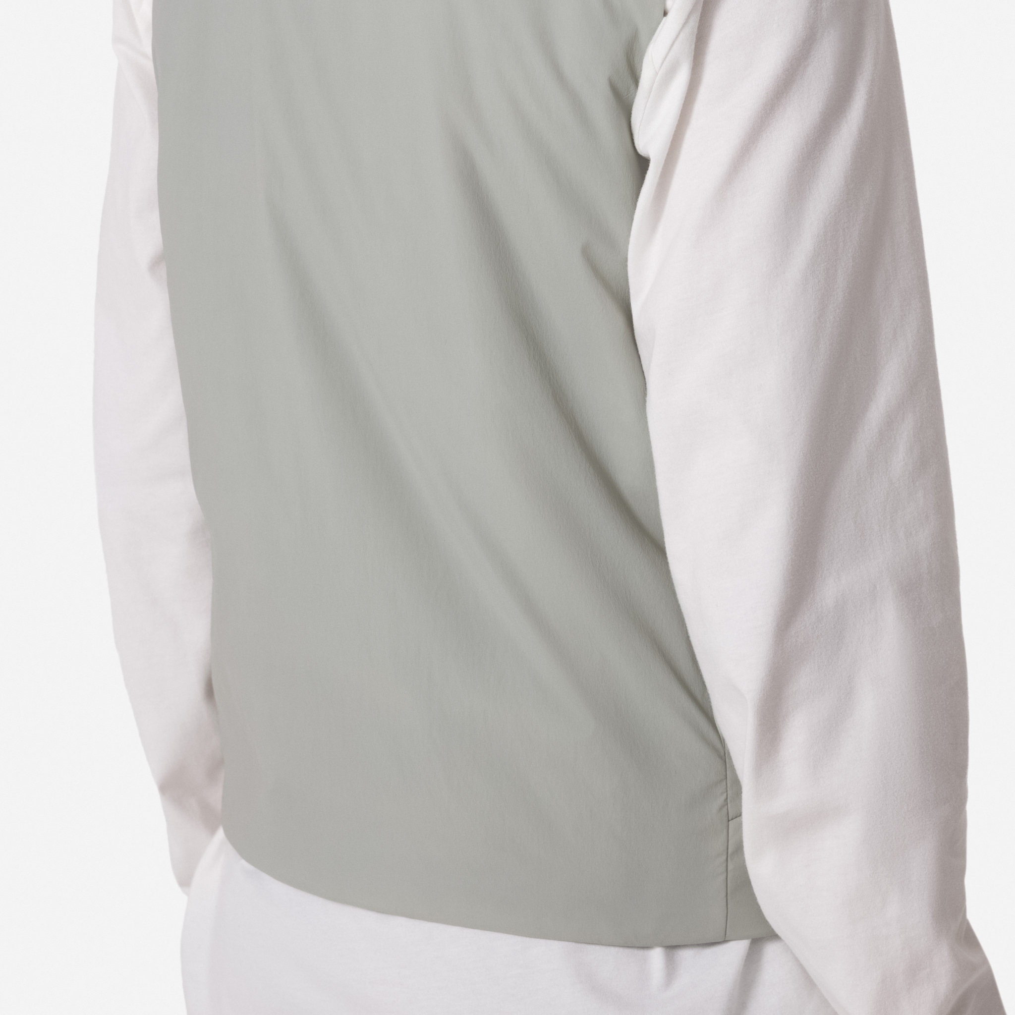 1981-Women-apos-s-Insulated-Vest-Wrought-Iron-Mercury-6.jpg Women's Insulated Vest Wrought Iron / Mercury