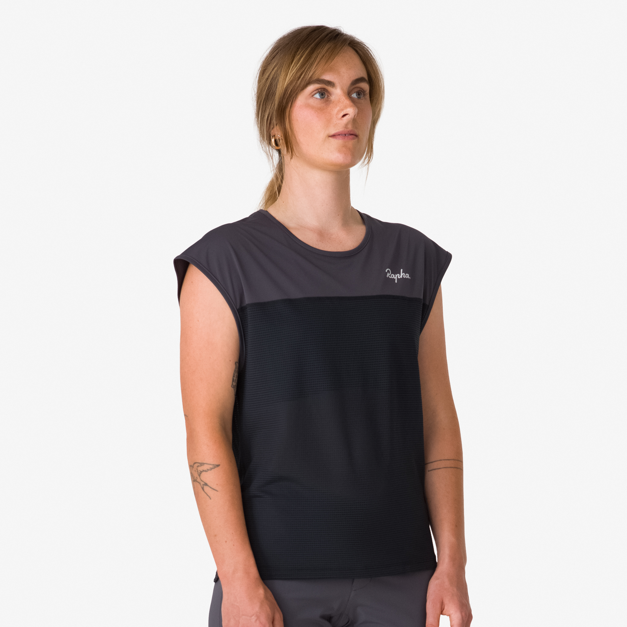 2979-Women-apos-s-Trail-Lightweight-Tank-Grey-Black-6.jpg Women's Trail Lightweight Tank Grey/Black