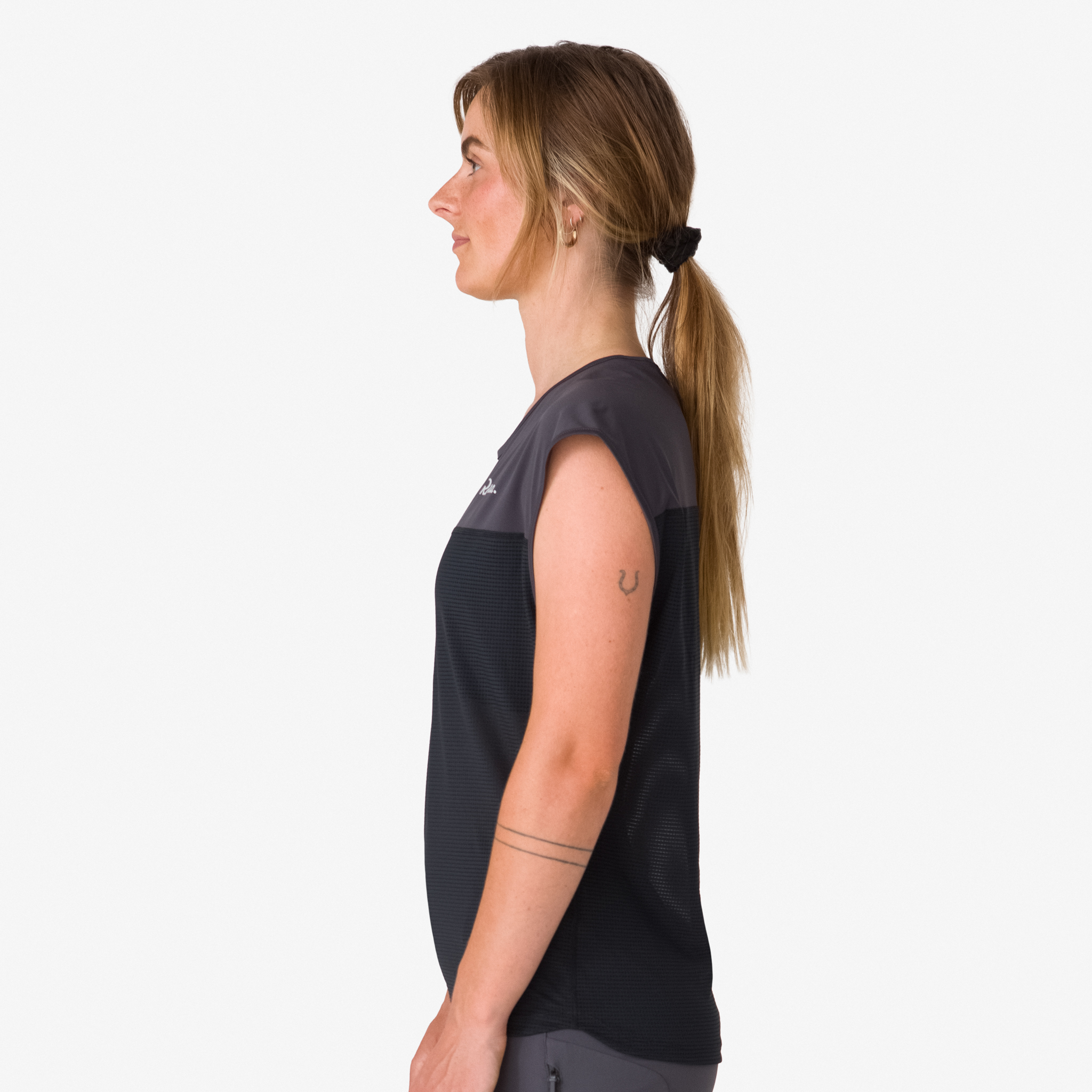 2979-Women-apos-s-Trail-Lightweight-Tank-Grey-Black-7.jpg Women's Trail Lightweight Tank Grey/Black